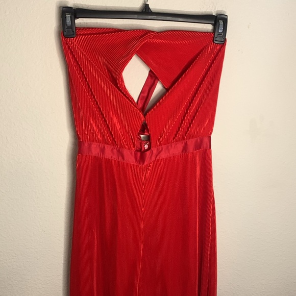 Size 14 NWT By Anthropologie Plisse Halter Jumpsuit - Picture 5 of 8